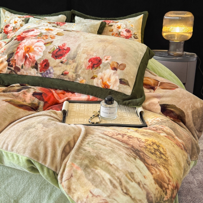 91家纺网 家纺一手货源 找家纺 诺梵家纺 2025新款暗合大版数码印花四件套秋野