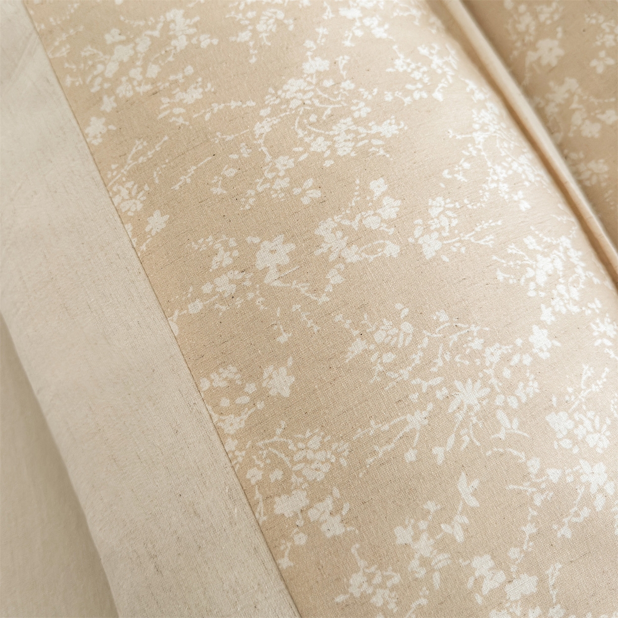 91家纺网 家纺一手货源 找家纺 （总）麦肯锡 2025新款棉麻古朴三角牵引荞麦枕  枕头枕芯