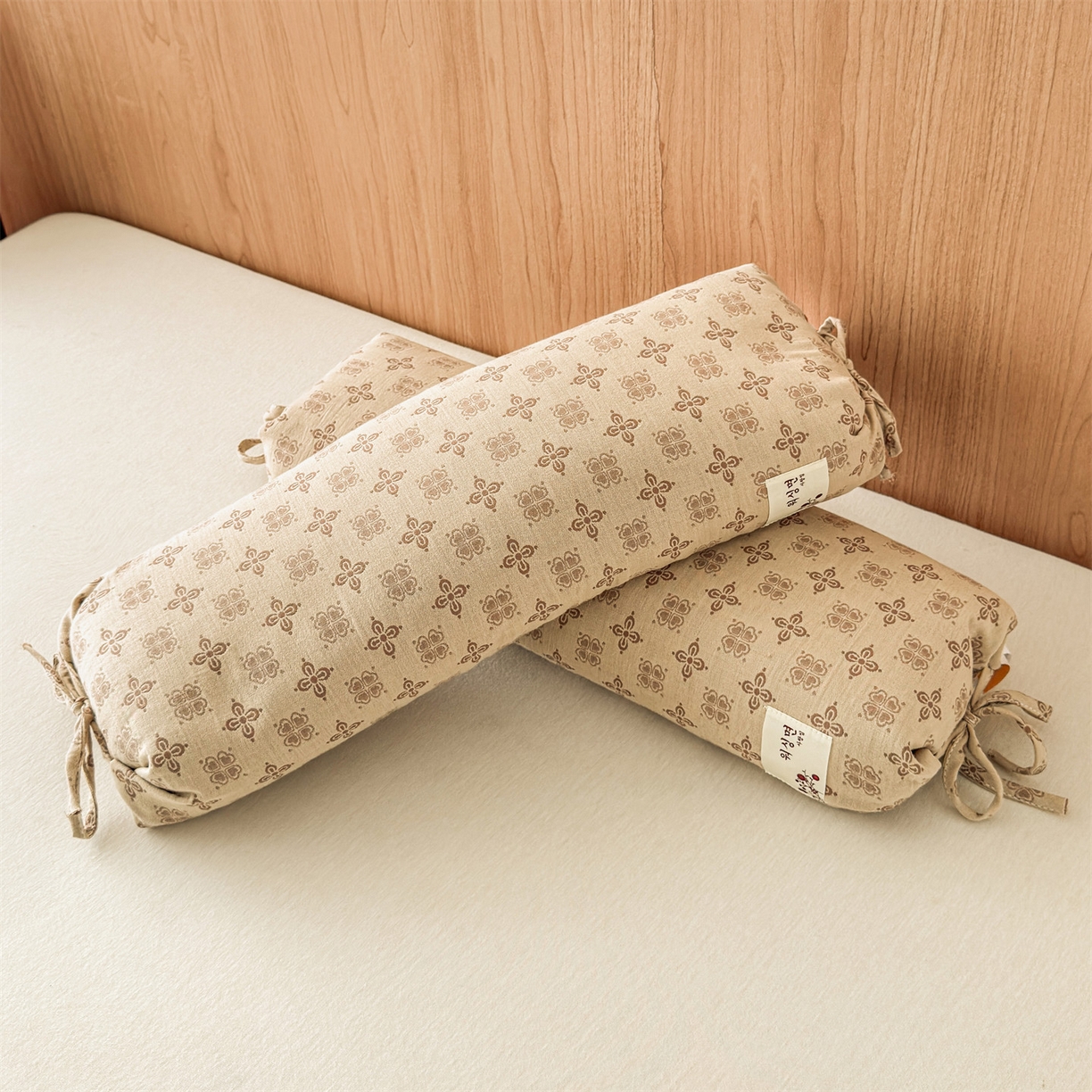 91家纺网 家纺一手货源 找家纺 麦肯锡 2025新款四叶草护颈荞麦枕  枕头枕芯 棕色/对