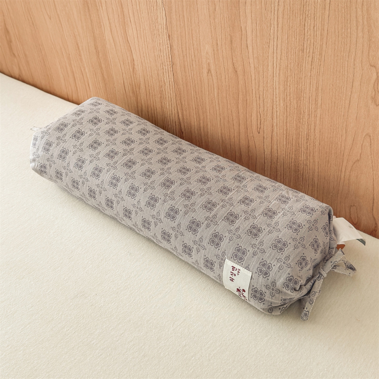 91家纺网 家纺一手货源 找家纺 麦肯锡 2025新款四叶草护颈荞麦枕  枕头枕芯 灰色/对