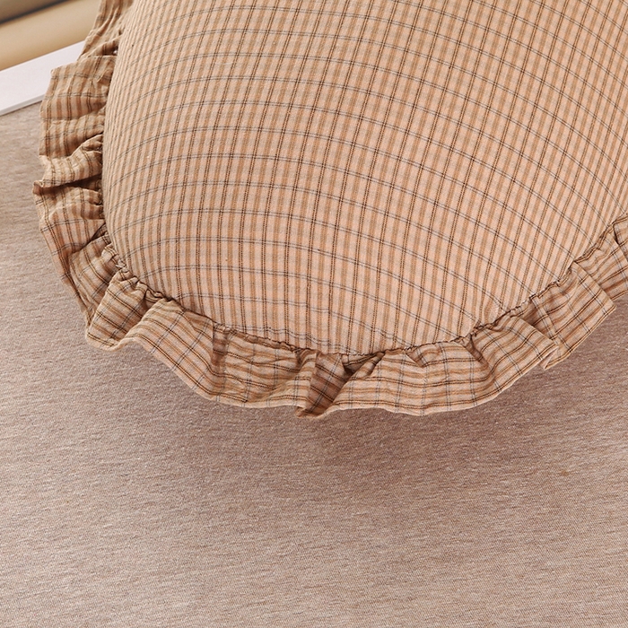 91家纺网 家纺一手货源 找家纺 金牛枕芯 2025新款全棉棉麻花边长抱枕枕头枕芯 格子咖