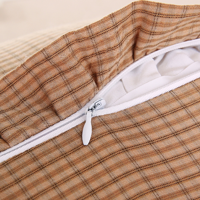 91家纺网 家纺一手货源 找家纺 金牛枕芯 2025新款全棉棉麻花边长抱枕枕头枕芯 格子咖