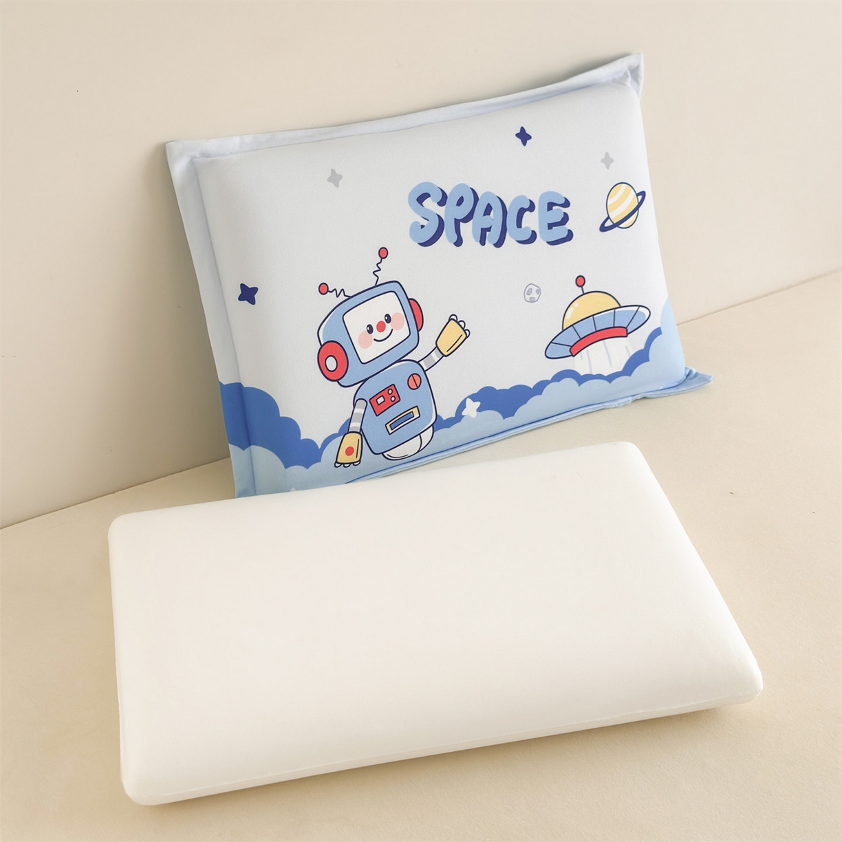 91家纺网 家纺一手货源 找家纺 麦肯锡 2025新款卡通记忆棉枕  枕头枕芯 流浪太空/只