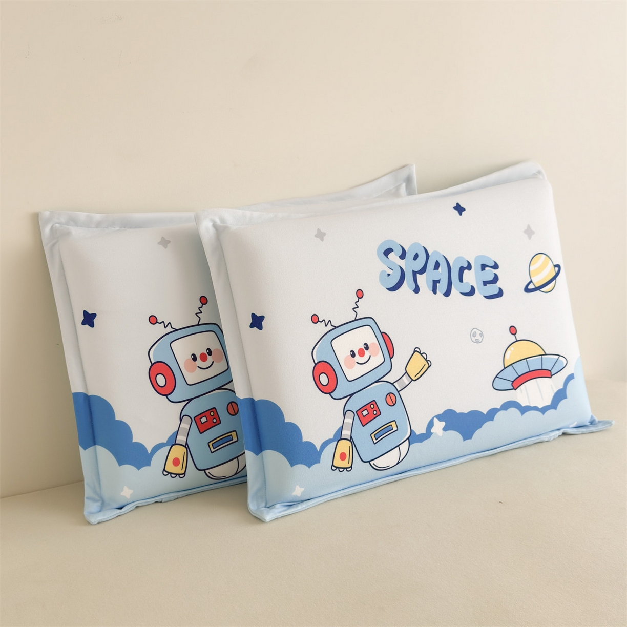 91家纺网 家纺一手货源 找家纺 麦肯锡 2025新款卡通记忆棉枕  枕头枕芯 流浪太空/只