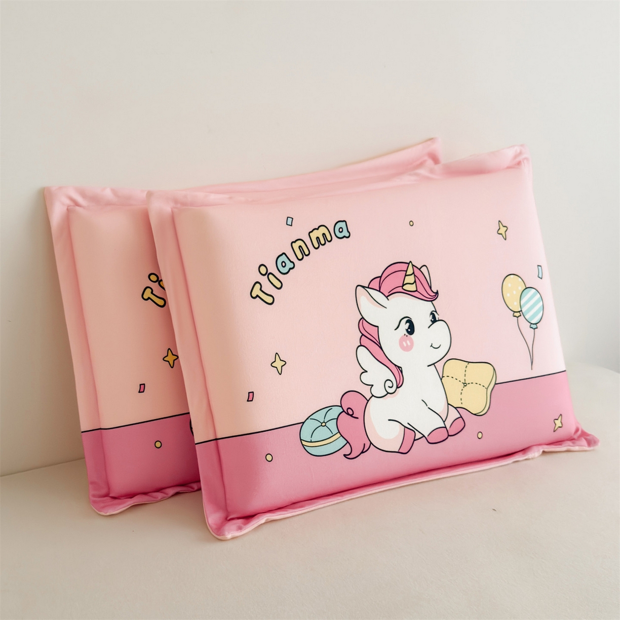 91家纺网 家纺一手货源 找家纺 麦肯锡 2025新款卡通记忆棉枕  枕头枕芯 温馨独角兽/只