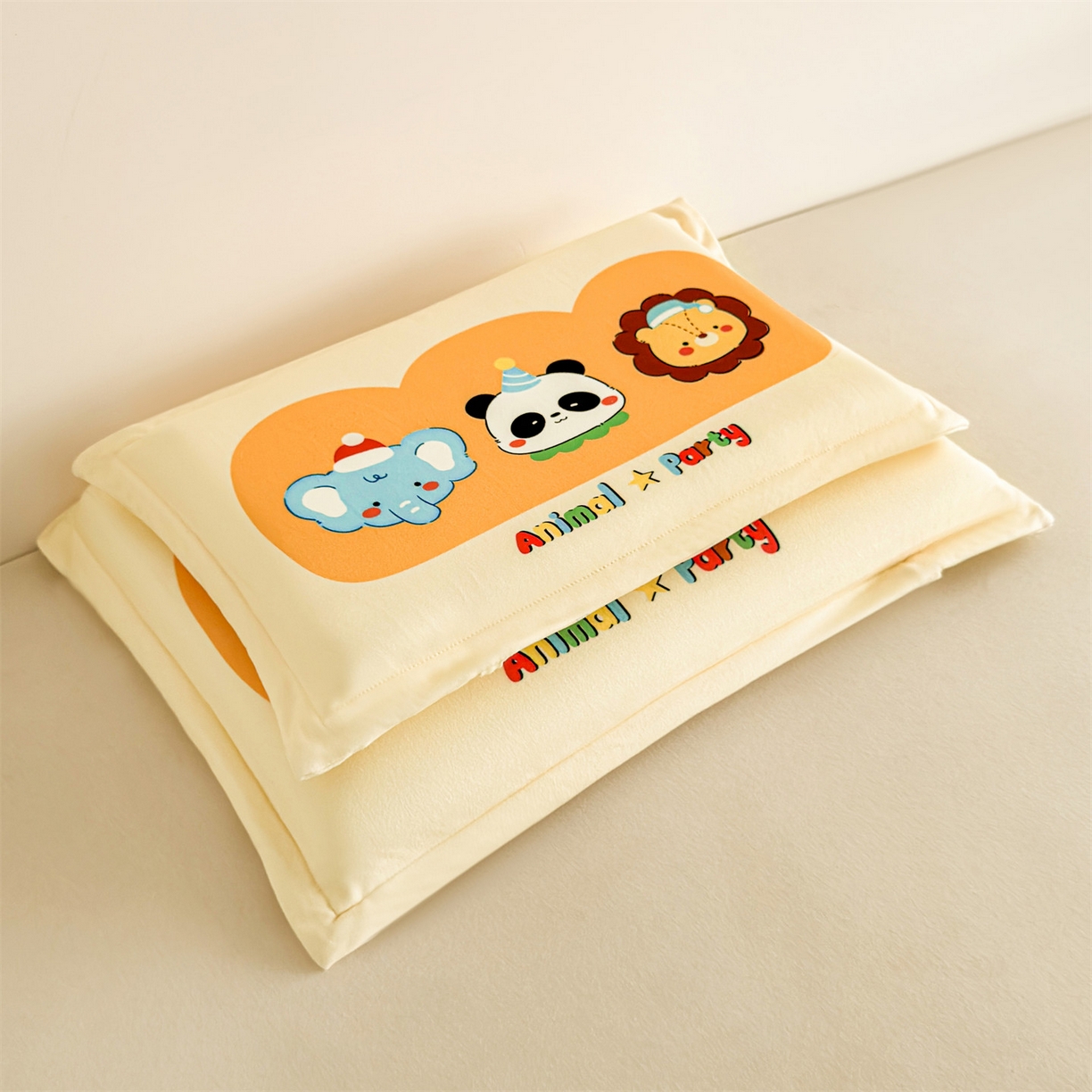 麦肯锡 2025新款卡通记忆棉枕  枕头枕芯 动物派对/只