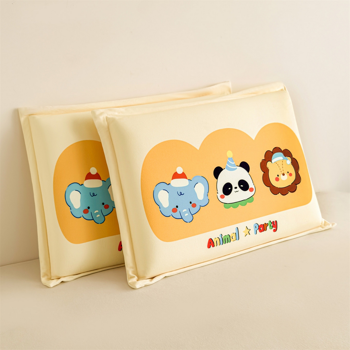 91家纺网 家纺一手货源 找家纺 麦肯锡 2025新款卡通记忆棉枕  枕头枕芯 动物派对/只