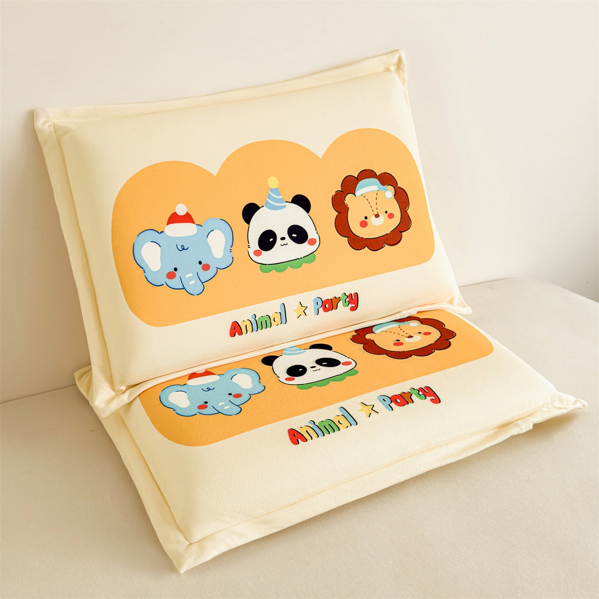 91家纺网 家纺一手货源 找家纺 麦肯锡 2025新款卡通记忆棉枕  枕头枕芯 动物派对/只