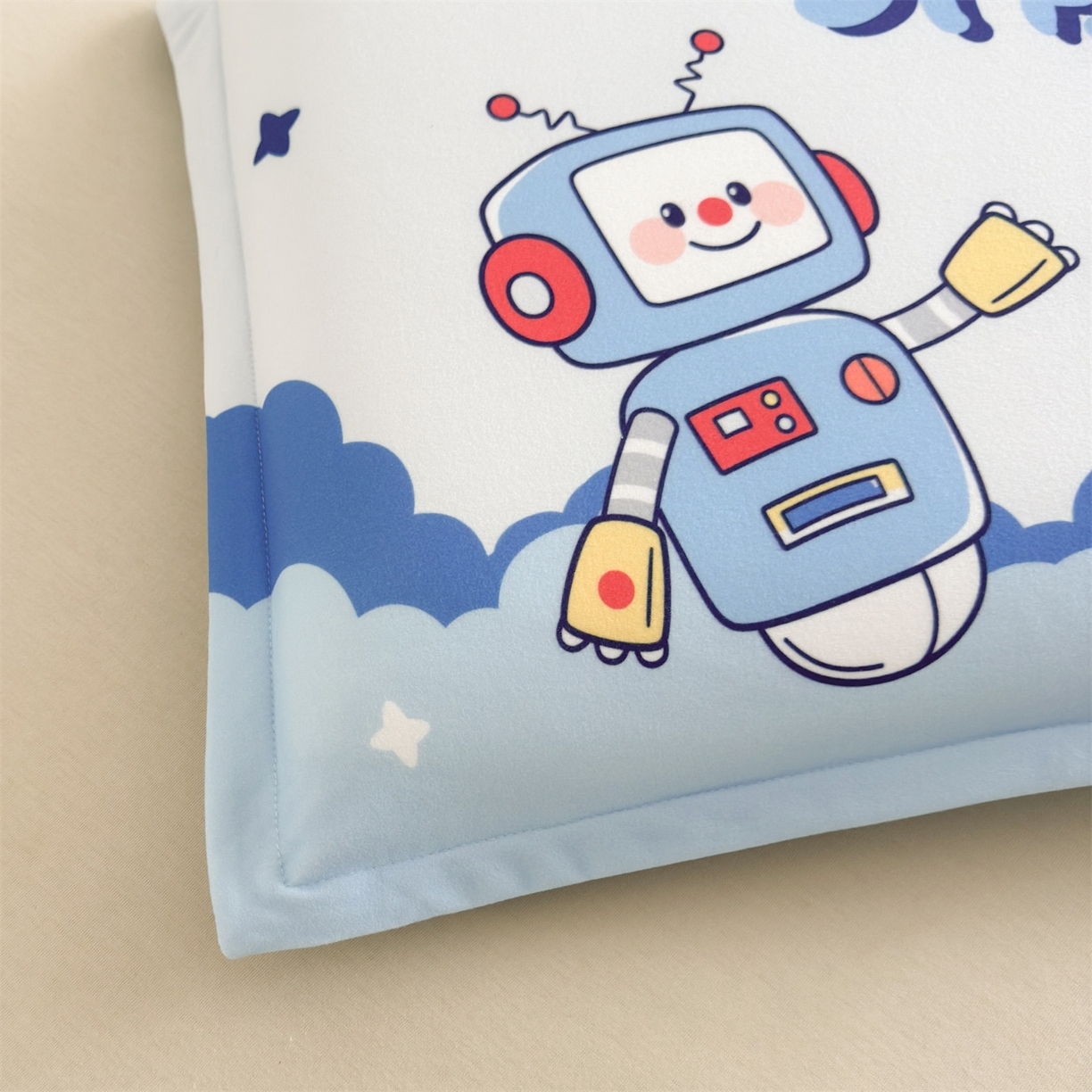 91家纺网 家纺一手货源 找家纺 麦肯锡 2025新款卡通记忆棉枕  枕头枕芯 流浪太空/只