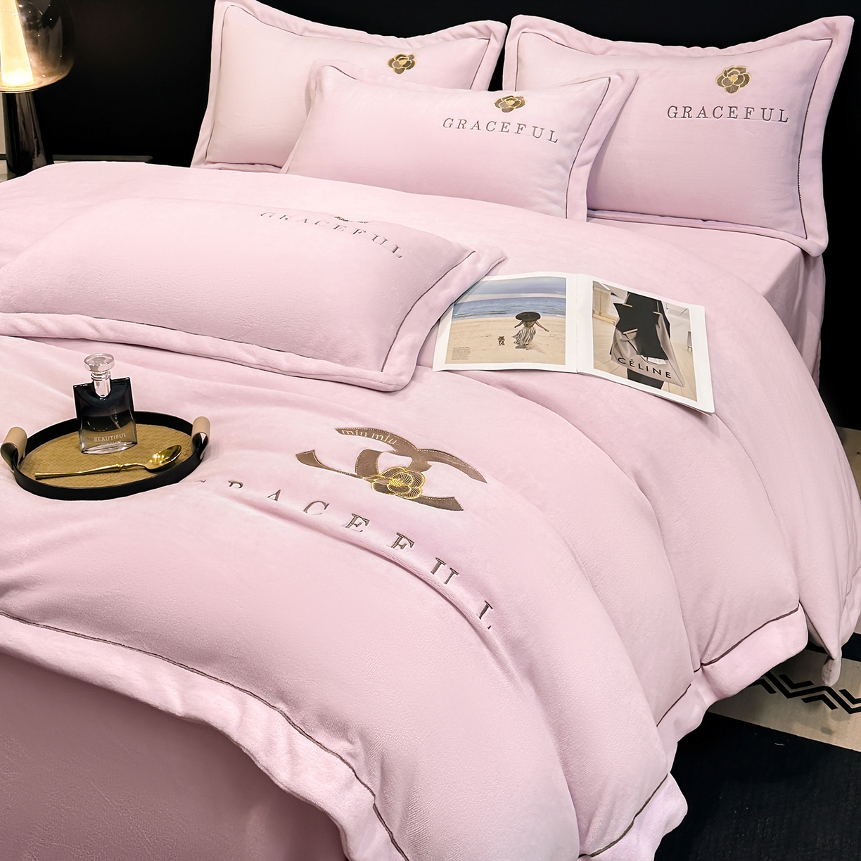 91家纺网 家纺一手货源 找家纺 （总）合欢（原天一阁） 2025新款A类高克重230克全消光全工艺牛奶绒刺绣四件套