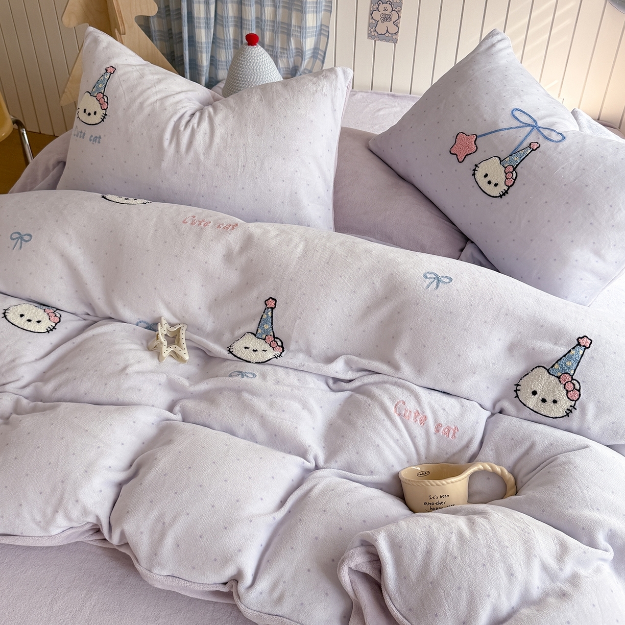 91家纺网 家纺一手货源 找家纺 （总）潘朵拉家纺 2025新款A类牛奶绒毛巾绣系列四件套