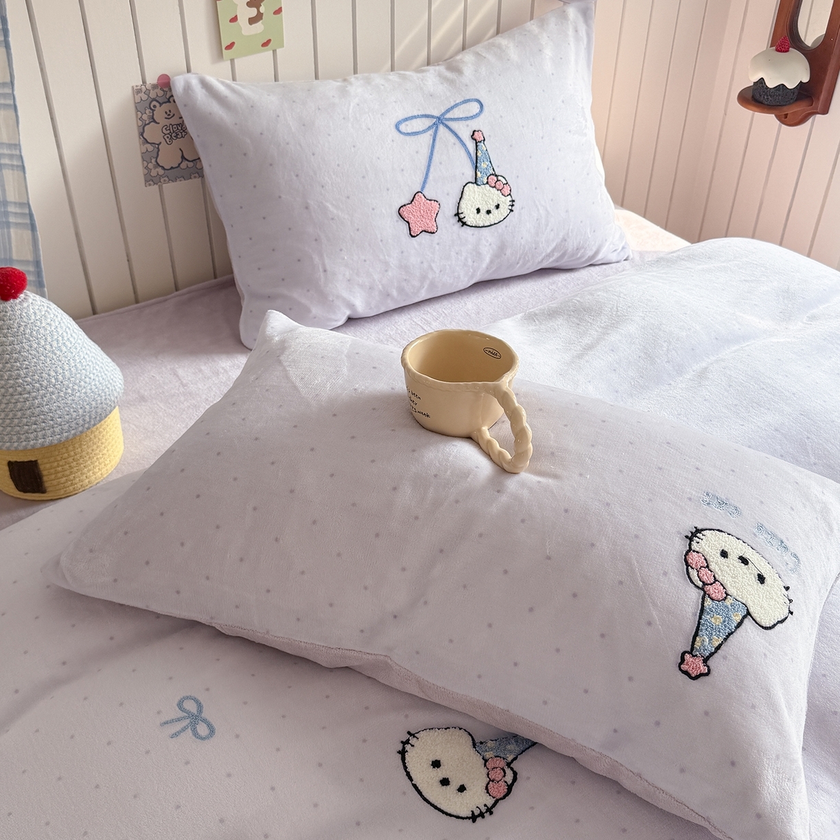 91家纺网 家纺一手货源 找家纺 （总）潘朵拉家纺 2025新款A类牛奶绒毛巾绣系列四件套