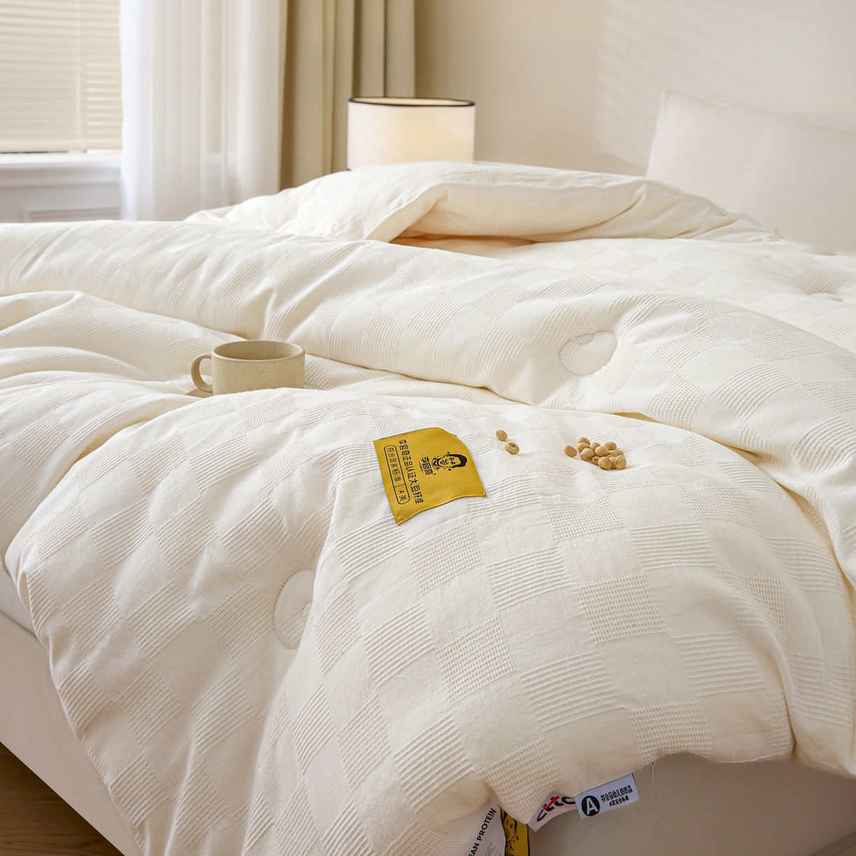 91家纺网 家纺一手货源 找家纺 恒科家纺 2025新款100%全棉提花李官奇大豆纤维大豆被被子被芯 本白云华格