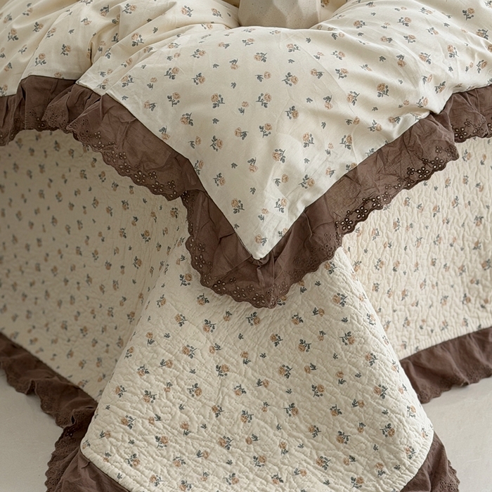 91家纺网 家纺一手货源 找家纺 佰织鑫家居 2025新款全棉法式砂洗棉花床盖款被套四件套艾莎