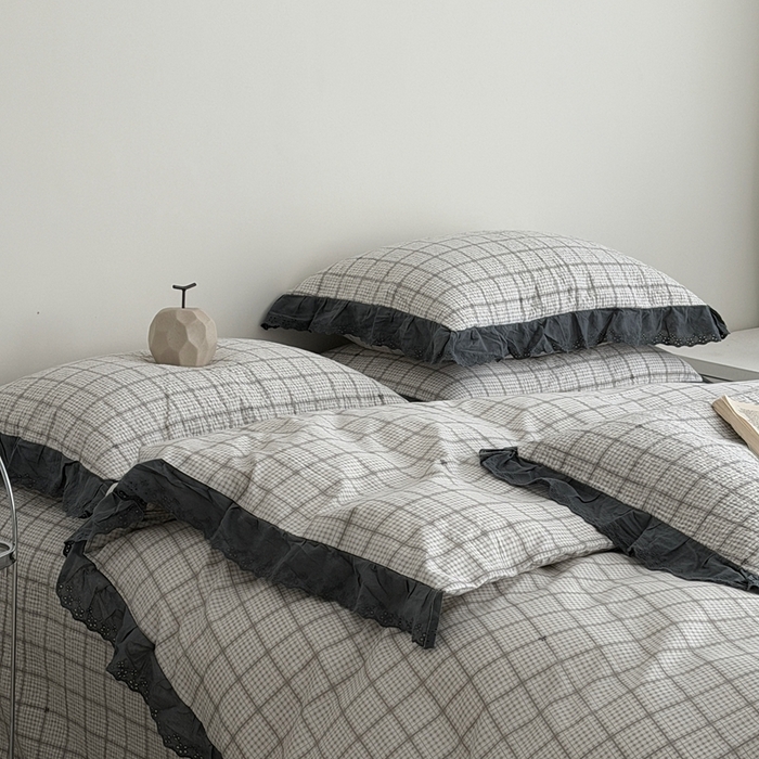 91家纺网 家纺一手货源 找家纺 佰织鑫家居 2025新款全棉法式砂洗棉花床盖款被套四件套蓝格