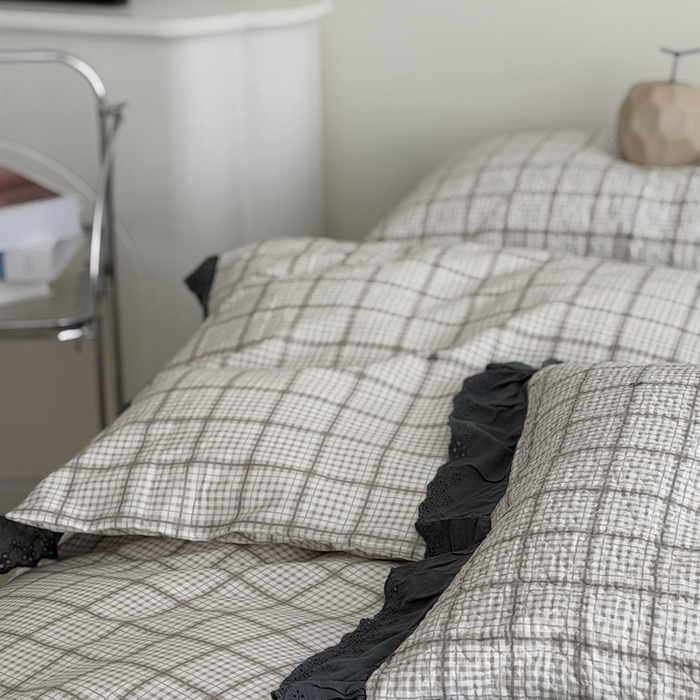 91家纺网 家纺一手货源 找家纺 佰织鑫家居 2025新款全棉法式砂洗棉花床盖款被套四件套蓝格