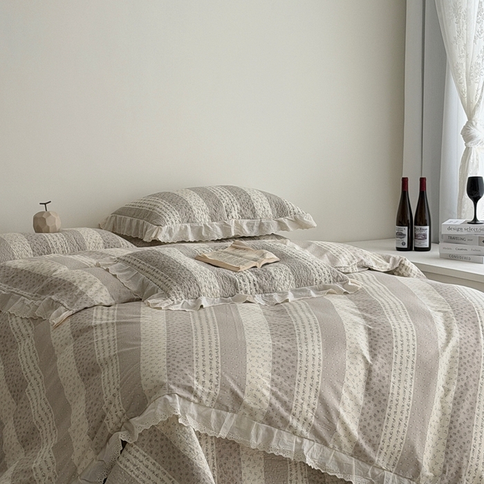 91家纺网 家纺一手货源 找家纺 佰织鑫家居 2025新款全棉法式砂洗棉花床盖款被套四件套思念