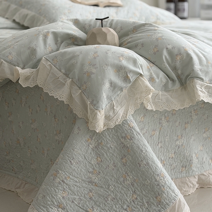 91家纺网 家纺一手货源 找家纺 佰织鑫家居 2025新款全棉法式砂洗棉花床盖款被套四件套岁月静好