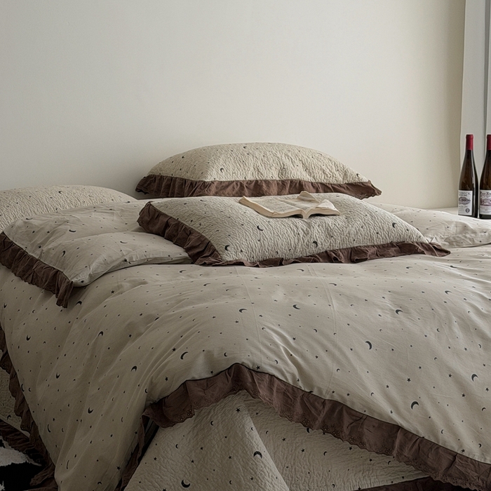 91家纺网 家纺一手货源 找家纺 佰织鑫家居 2025新款全棉法式砂洗棉花床盖款被套四件套星星月亮