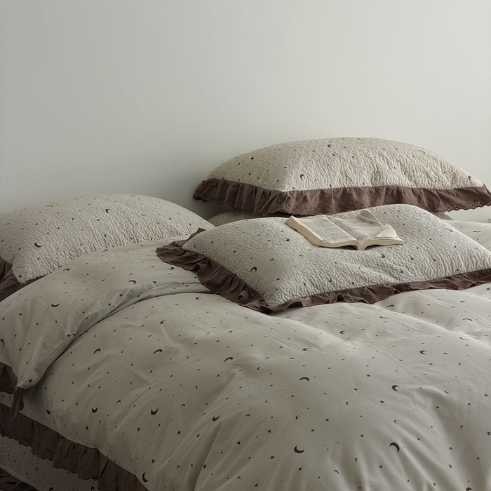 91家纺网 家纺一手货源 找家纺 佰织鑫家居 2025新款全棉法式砂洗棉花床盖款被套四件套星星月亮