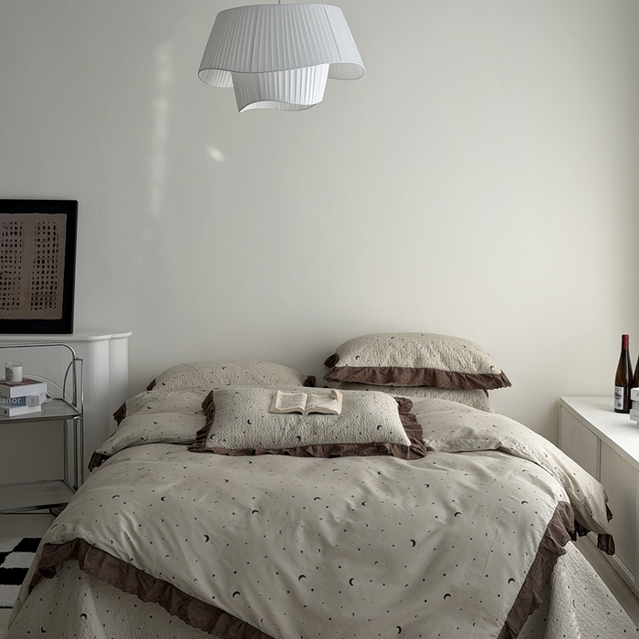 91家纺网 家纺一手货源 找家纺 佰织鑫家居 2025新款全棉法式砂洗棉花床盖款被套四件套星星月亮