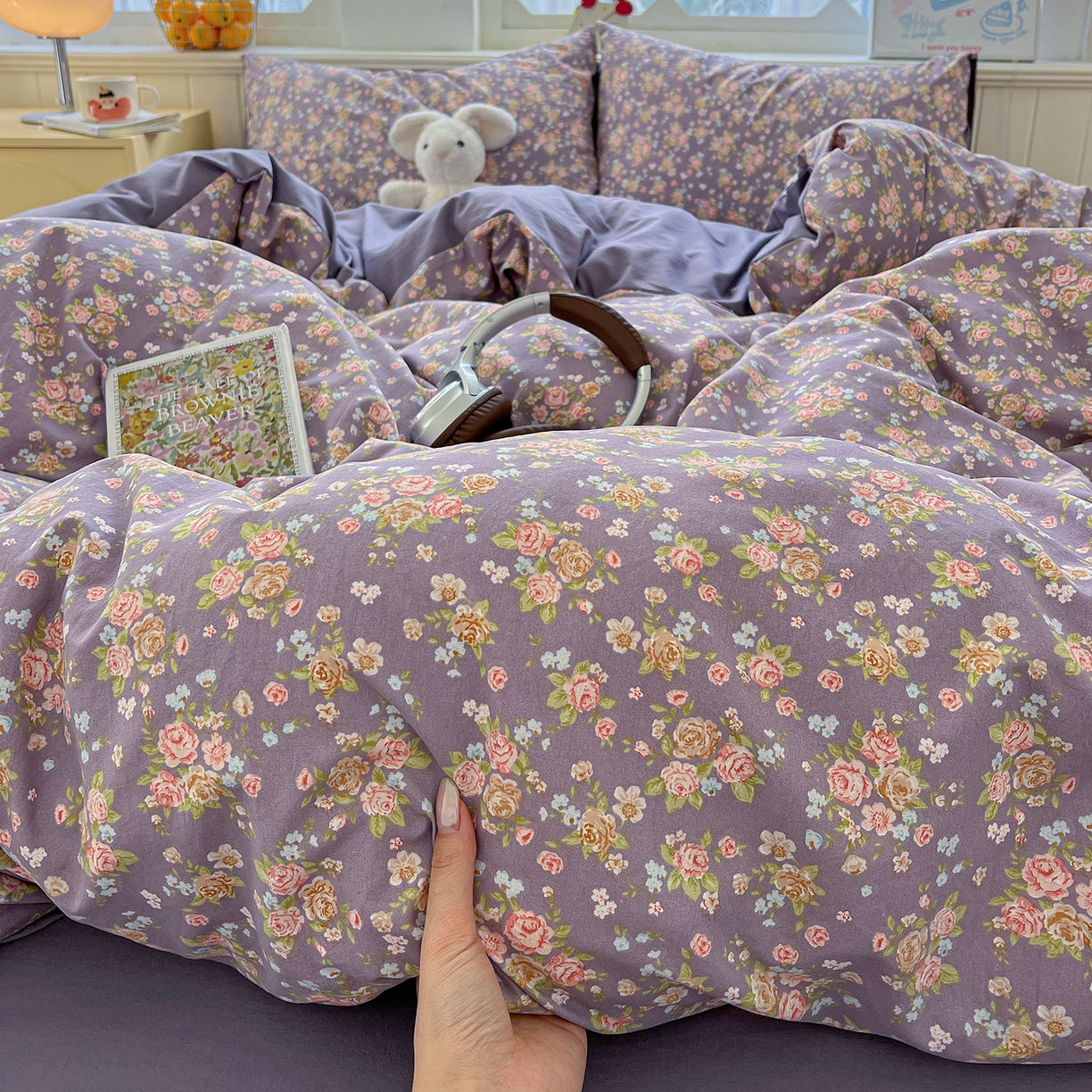 91家纺网 家纺一手货源 找家纺 凯洛奇 2026新款A类仿棉四件套古法水洗棉小清新印花四件套单被套系列 冬日恋歌