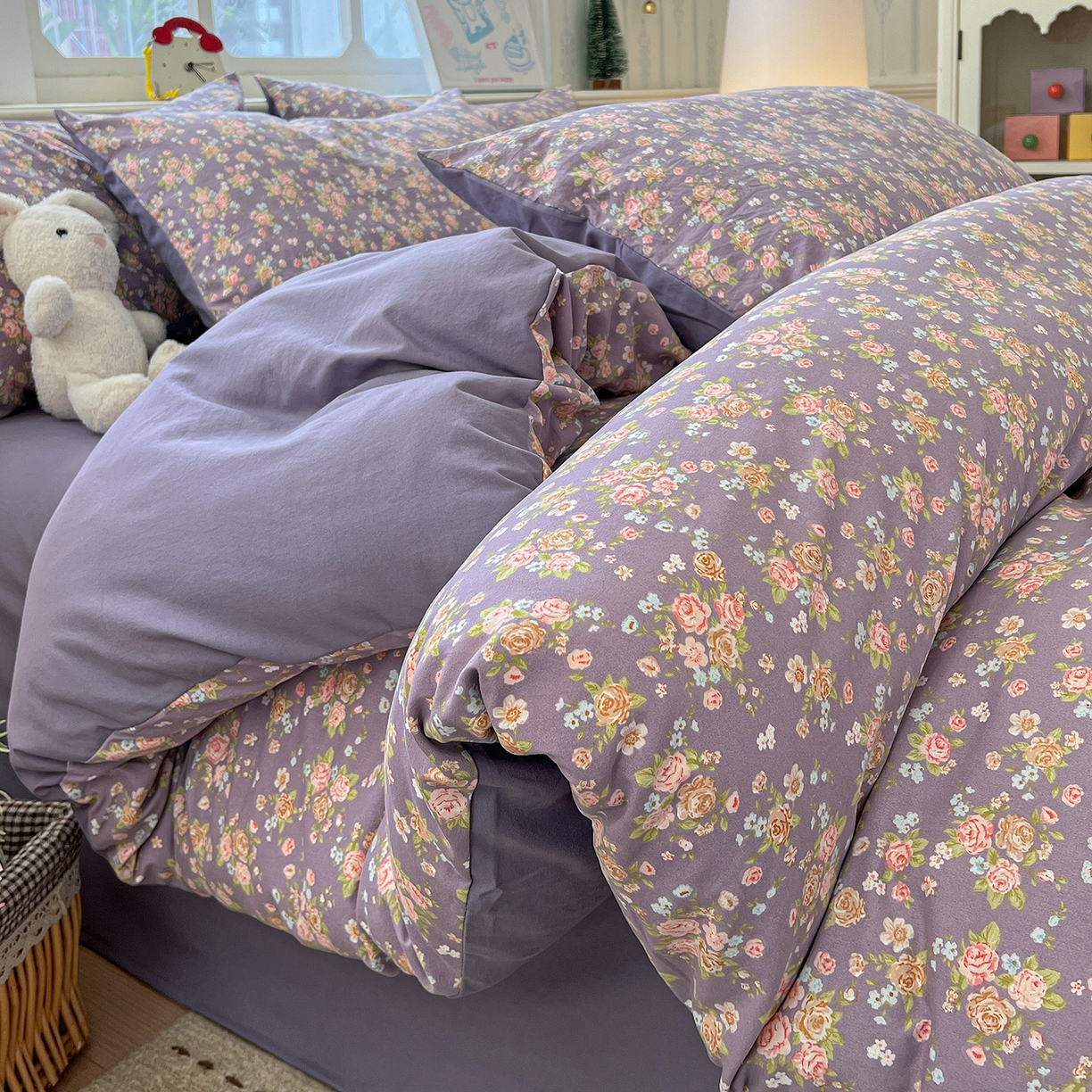 91家纺网 家纺一手货源 找家纺 凯洛奇 2026新款A类仿棉四件套古法水洗棉小清新印花四件套单被套系列 冬日恋歌