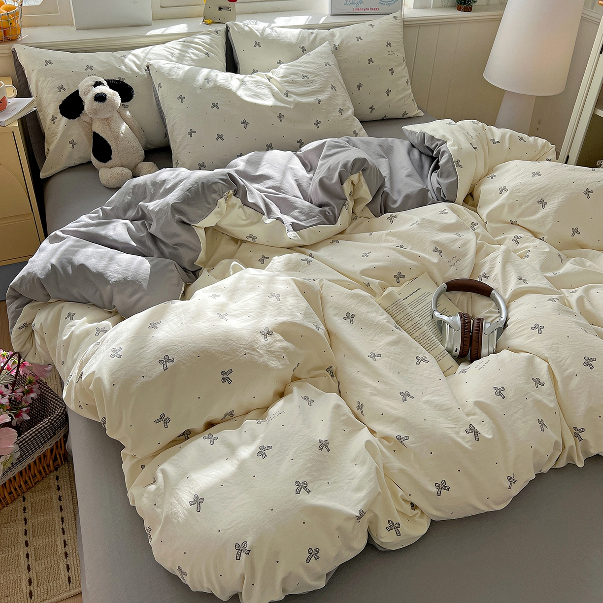 91家纺网 家纺一手货源 找家纺 凯洛奇 2026新款A类仿棉四件套古法水洗棉小清新印花四件套单被套系列 黑色蝴蝶结