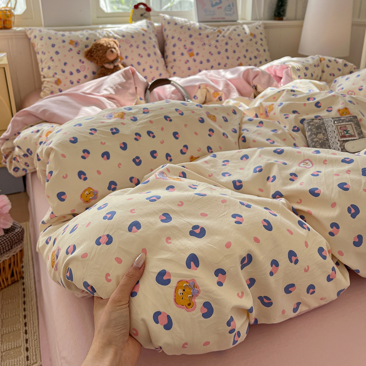 91家纺网 家纺一手货源 找家纺 凯洛奇 2026新款A类仿棉四件套古法水洗棉小清新印花四件套单被套系列 罗纳之约