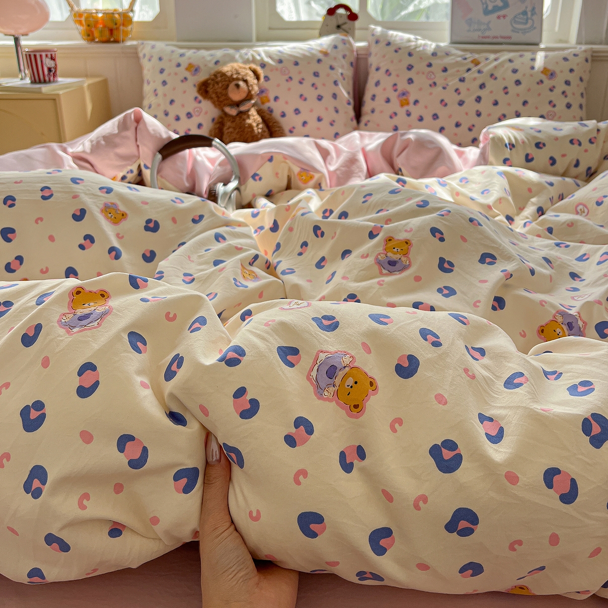 91家纺网 家纺一手货源 找家纺 凯洛奇 2026新款A类仿棉四件套古法水洗棉小清新印花四件套单被套系列 罗纳之约