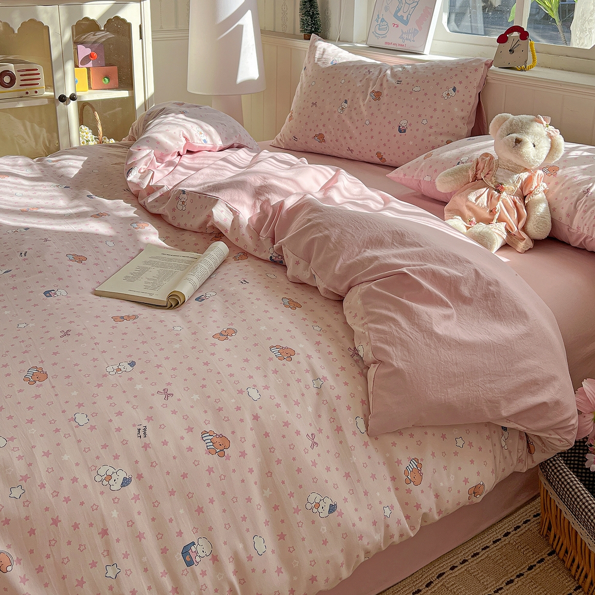 91家纺网 家纺一手货源 找家纺 凯洛奇 2026新款A类仿棉四件套古法水洗棉小清新印花四件套单被套系列 俏皮狗