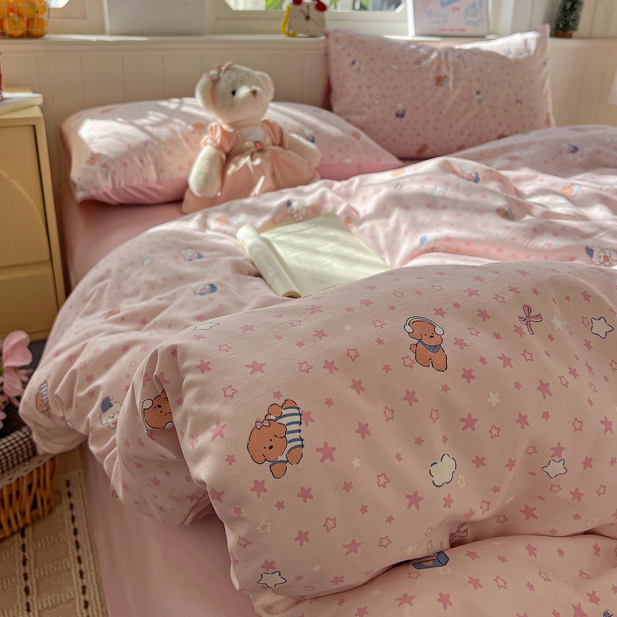 91家纺网 家纺一手货源 找家纺 凯洛奇 2026新款A类仿棉四件套古法水洗棉小清新印花四件套单被套系列 俏皮狗