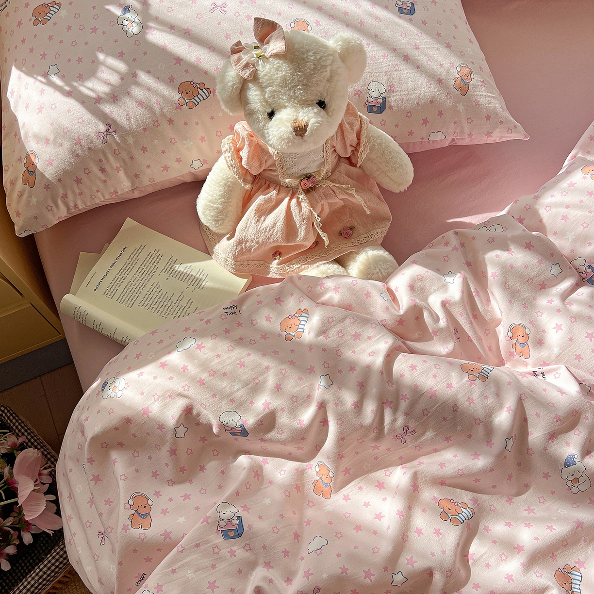 91家纺网 家纺一手货源 找家纺 凯洛奇 2026新款A类仿棉四件套古法水洗棉小清新印花四件套单被套系列 俏皮狗