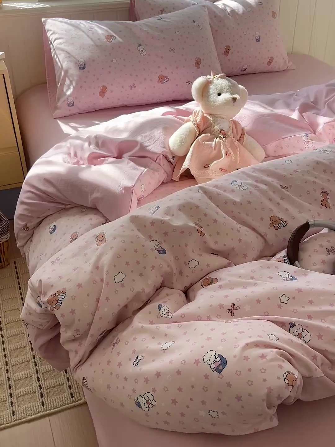 91家纺网 家纺一手货源 找家纺 凯洛奇 2026新款A类仿棉四件套古法水洗棉小清新印花四件套单被套系列 俏皮狗