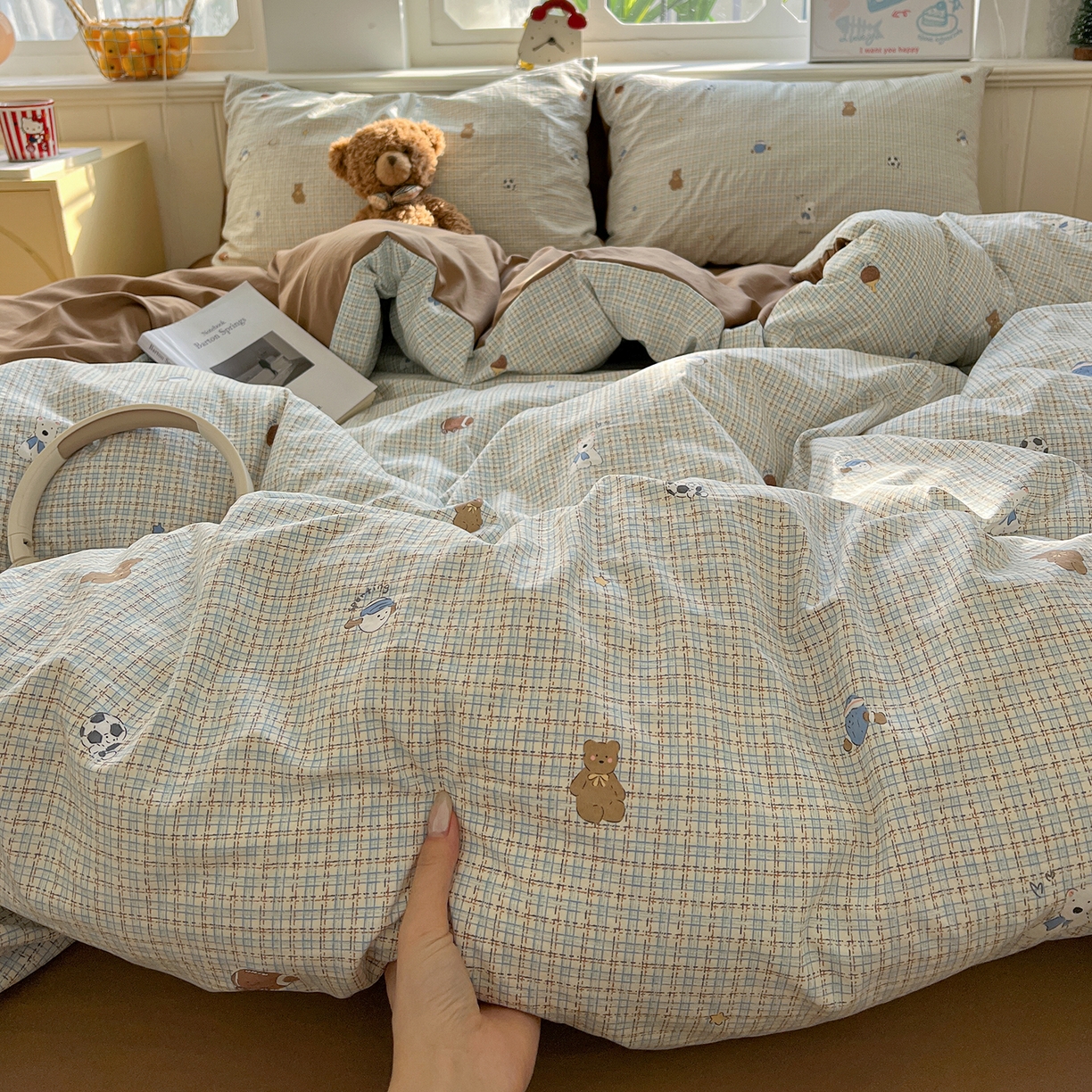 91家纺网 家纺一手货源 找家纺 凯洛奇 2026新款A类仿棉四件套古法水洗棉小清新印花四件套单被套系列 熊熊奶冻