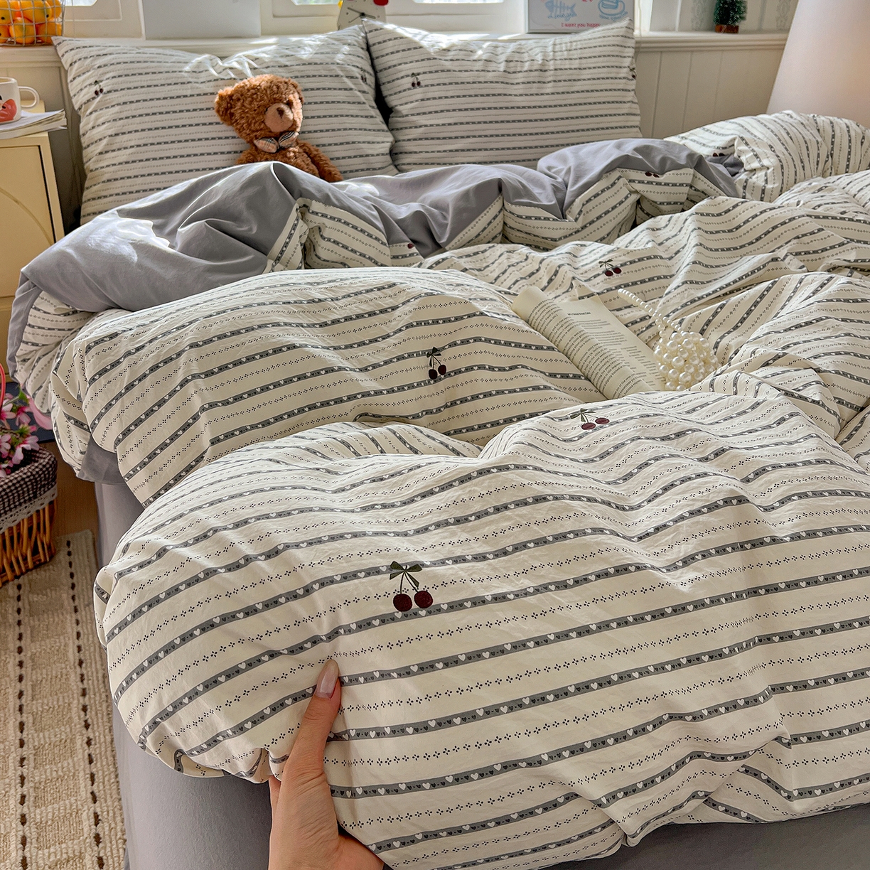 91家纺网 家纺一手货源 找家纺 凯洛奇 2026新款A类仿棉四件套古法水洗棉小清新印花四件套单被套系列 织梦