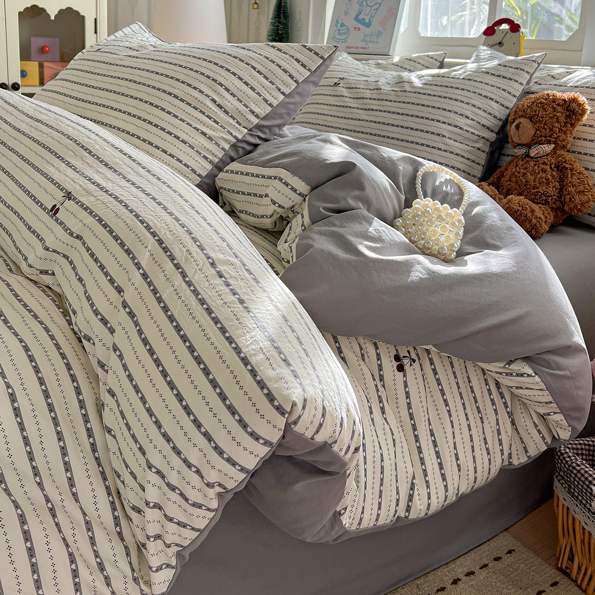 91家纺网 家纺一手货源 找家纺 凯洛奇 2026新款A类仿棉四件套古法水洗棉小清新印花四件套单被套系列 织梦