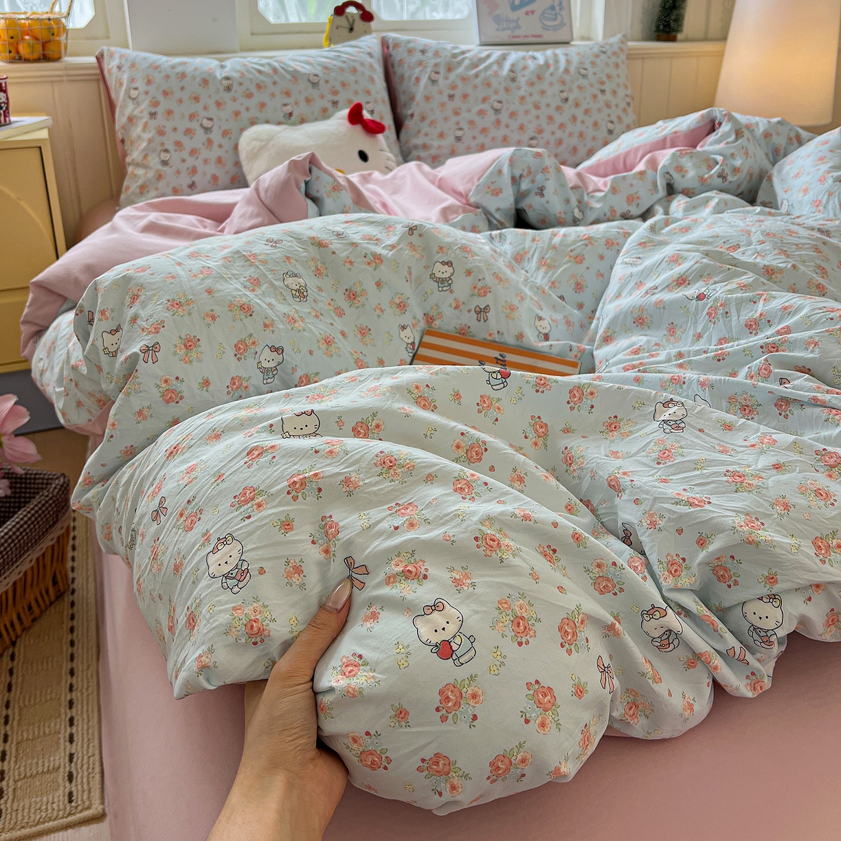 91家纺网 家纺一手货源 找家纺 凯洛奇 2026新款A类仿棉四件套古法水洗棉小清新印花四件套单被套系列 KT喵