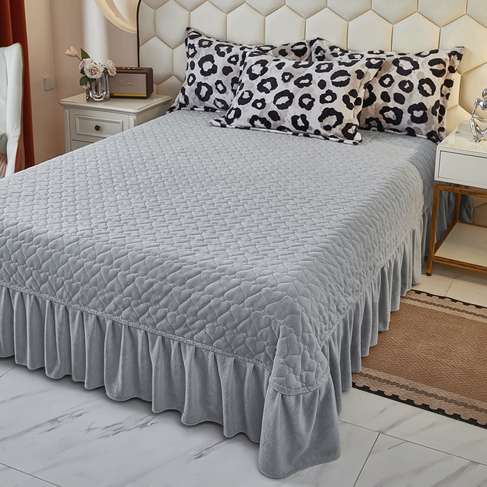 91家纺网 家纺一手货源 找家纺 栩裕纺织 2025新款高克重210克牛奶绒床盖四件套 山野豹纹