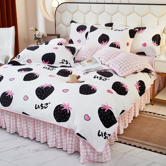 91家纺网 家纺一手货源 找家纺 栩裕纺织 2025新款高克重210克牛奶绒床盖四件套 山野莓莓