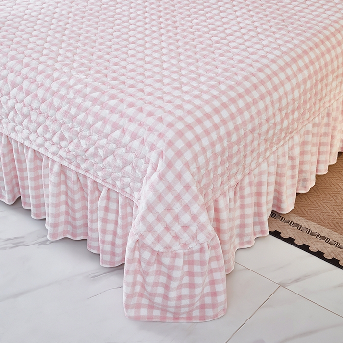 91家纺网 家纺一手货源 找家纺 栩裕纺织 2025新款高克重210克牛奶绒床盖四件套 山野莓莓