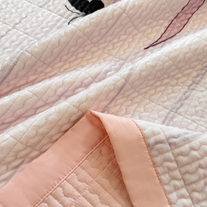 91家纺网 家纺一手货源 找家纺 芷凡家纺 2025新款宝宝绒水洗棉高温水洗床盖三件套 追光