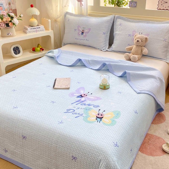 91家纺网 家纺一手货源 找家纺 芷凡家纺 2025新款宝宝绒水洗棉高温水洗床盖三件套 福蝶