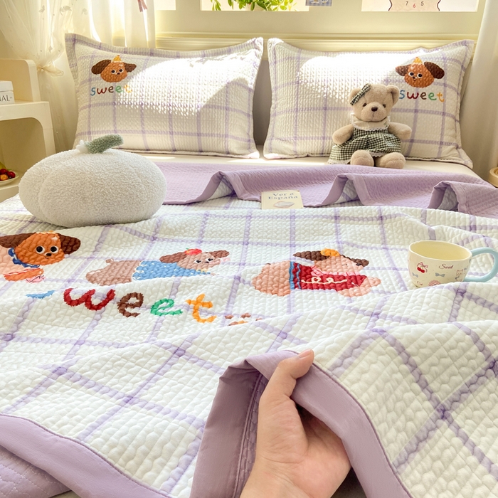 91家纺网 家纺一手货源 找家纺 芷凡家纺 2025新款宝宝绒水洗棉高温水洗床盖三件套 嗨皮狗