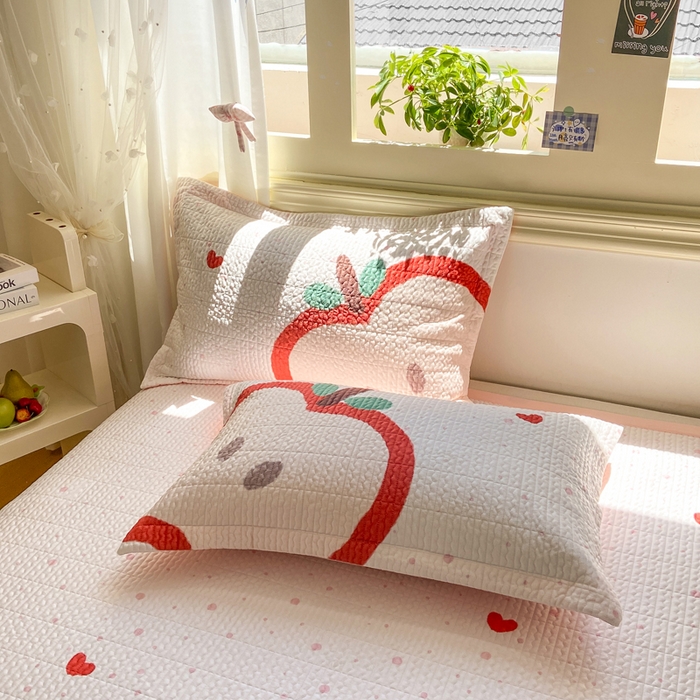 91家纺网 家纺一手货源 找家纺 芷凡家纺 2025新款宝宝绒水洗棉高温水洗床盖三件套 平安果