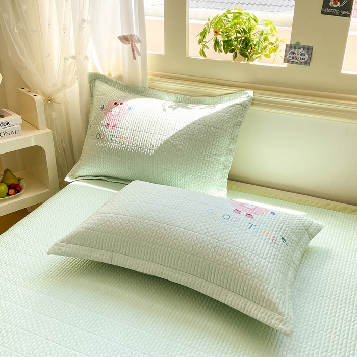 91家纺网 家纺一手货源 找家纺 芷凡家纺 2025新款宝宝绒水洗棉高温水洗床盖三件套 甜点派对