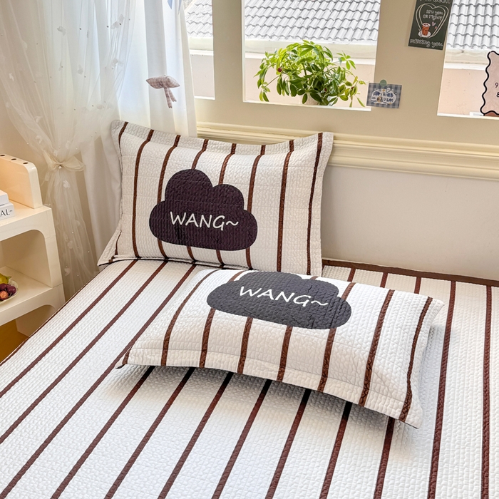 91家纺网 家纺一手货源 找家纺 芷凡家纺 2025新款宝宝绒水洗棉高温水洗床盖三件套 云朵狗