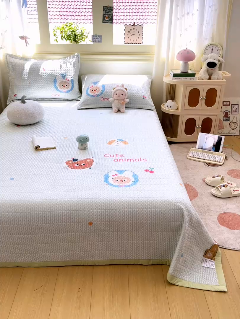 91家纺网 家纺一手货源 找家纺 芷凡家纺 2025新款宝宝绒水洗棉高温水洗床盖三件套 快乐伙伴
