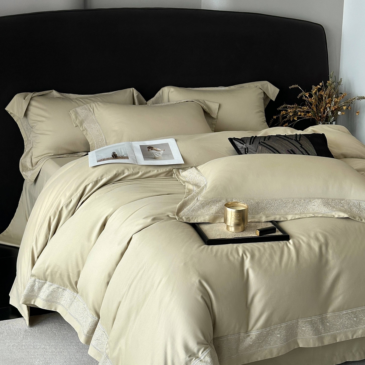 91家纺网 家纺一手货源 找家纺 南泉坊 2025新款60s全棉纯棉磨毛染色镂空花边拼角四件套 海瑟薇-浅草绿 会员-20【线上控价不低于398，券后不低于368】