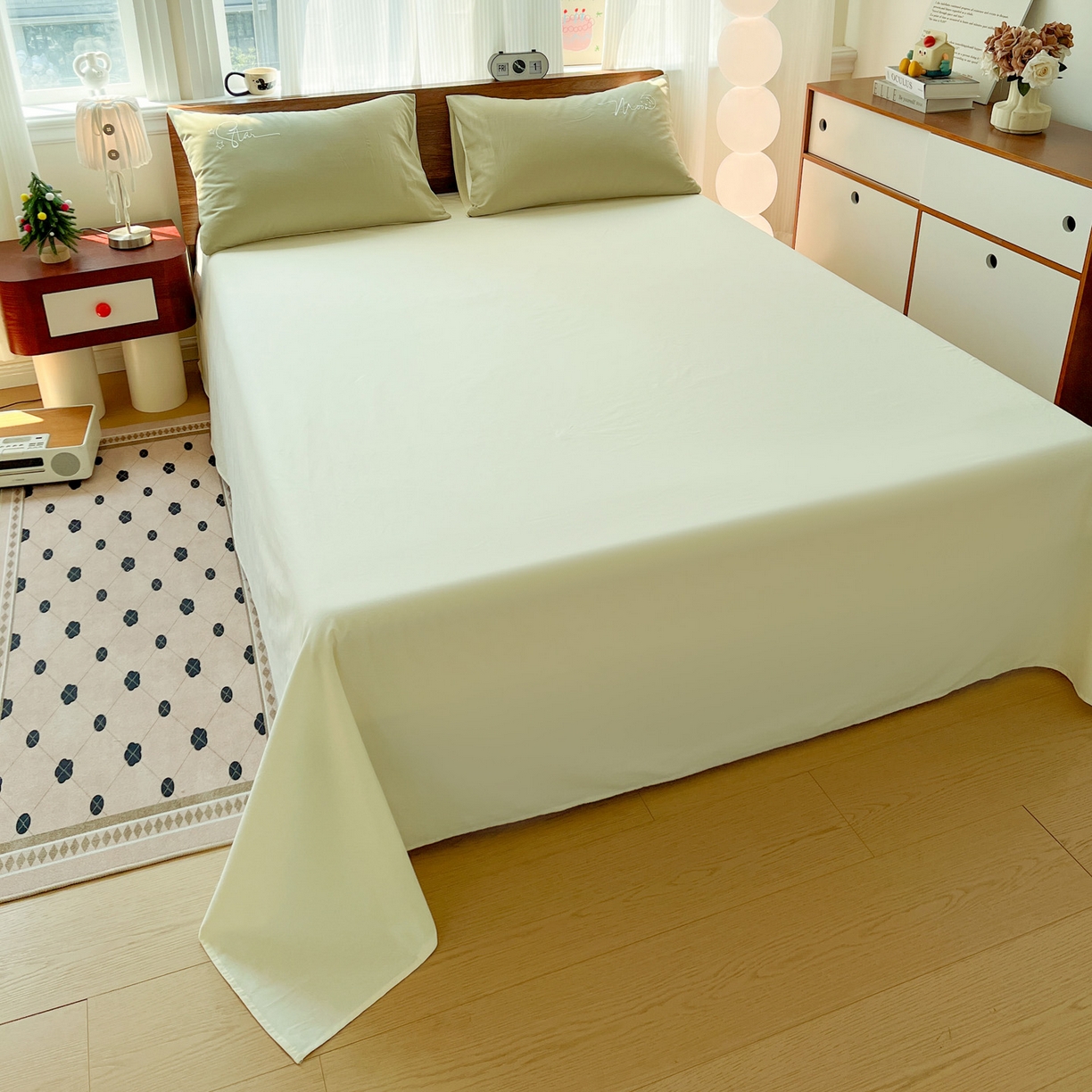 91家纺网 家纺一手货源 找家纺 有点武功 2025冬季新款百分百全棉磨毛纯色双拼刺绣四件套小清新风 果绿黄